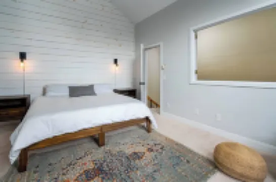 Sugarbush Mountainside Retreat - Ski in ski out