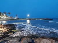 New apt, 3 persons, Air Conditioned, 2 min coves, Paseo and Playa del Cura