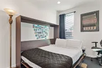 Historical Downtown, Private, Self-check-in, 1 car Parking, 1King & 1Queen beds