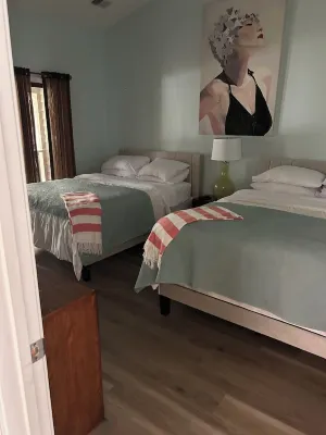 Serenity Place Sunset Beach Beautiful One Bedroom Villa 1.5 Miles from the Beach - 4-Star