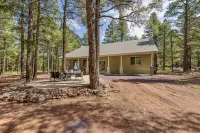 New Home in the Pines – Minutes to Flagstaff & Grand Canyon Adventures!