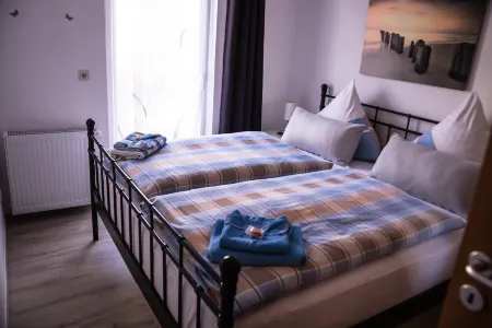 Sunny 4-star holiday home in Stralsund, the gateway to the island of Rügen