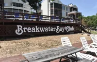 Beautiful Lakefront Condo with Boat Slip, Pool Access and Great Location!