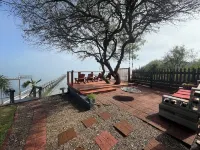 Maxwell 2Bdrmbath Suite-Outdoor Kitchen-Private Lighted Pier on Baffin Bay Отели в г. Клеберг