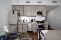 Chic Downtown Studio Oasis w/ Private Balcony