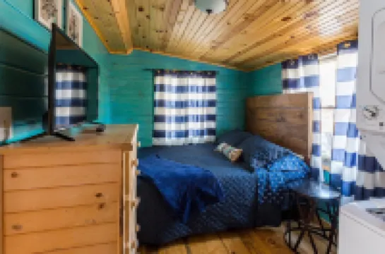 Cozy Cabin - Lake Cumberland - Hot Tub