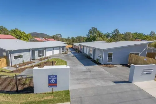 Glass House Mountains Retreat