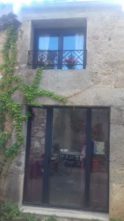 Maison "marianne" Avec Court Intèrieure Отели в г. Ферраль-Ле-Корбьер