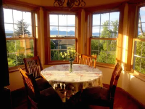 Ocean View Suite Homer Alaska Cafe/Bookshop/Beach