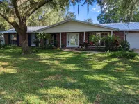 70's Retro River House Float-in Movie HeatedPoolSpa Kng Beds BGardens Moffit USF