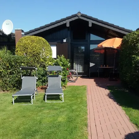Vacation home bungalow, one floor, fenced garden, dog allowed, 2 parking spaces