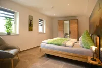 Ferienwohnung Holzebenhof - Urlaub in Traumhafter Alleinlage Hotels in Drachselsried