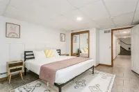 Relaxing Lakeview Retreat! Pool, Hot Tub, Firepit, Gameroom Perfect for Groups, Hotels in Milo