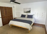 Lake House Hotels in Ulysses