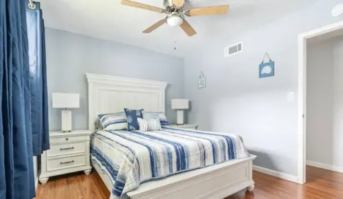 Summer’s Breeze Lake House