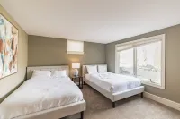 Heavenly Home/Minnetonka Lakes/Nature Scenic View Hotels in Minnetonka