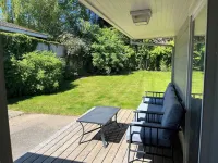 Spruce Cottage Bright 3 Bedroom 2 Bath near Henderson Center. Master suite. Hotels near Chabad of Humboldt