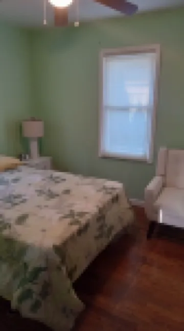 Lakeside Retreat with Massage Chair