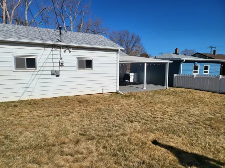 Fantastic 1950s Retro Home - Close to downtown - Quiet Neighborhood Отели рядом с достопримечательностью «Сторибук Айленд»