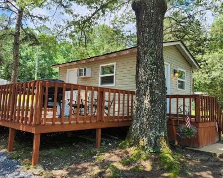 ScrappyJax Cozy Cabin #4 Hotels in Pike County