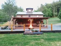 Farmhouse on Little Peak Creek Farm!