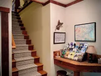 Lansing NC , Near West Jefferson and Boone NC, Secluded  Log Cabin Getaway