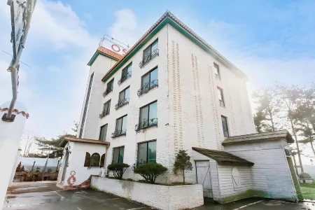 Anmyeongdo Oshu Отели рядом с достопримечательностью «Ch'ŏngp'odae-haesuyokchang»