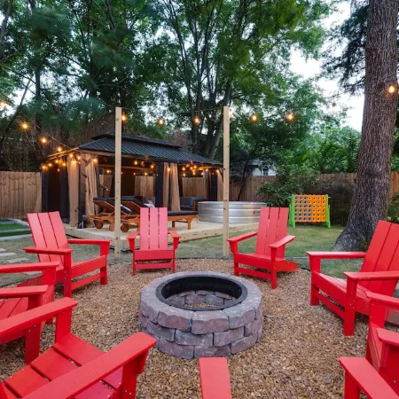 Mini Pool, Mini Golf! Modern Vintage Memphis
