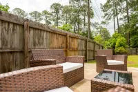 The 12th Street Retreat, King Beds, Pets Allowed
