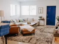 Gorgeous Industrial Loft with Open Concept Hotels in Saylor