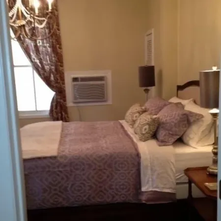 Mansions, History, and Shops at your doorstep! Walk to 40+ restaurants & pubs Отели рядом с достопримечательностью «Музей науки штата Миннесота»