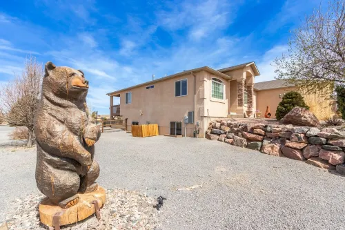 Shared Garden Level Serene Ranch near Lake Pueblo