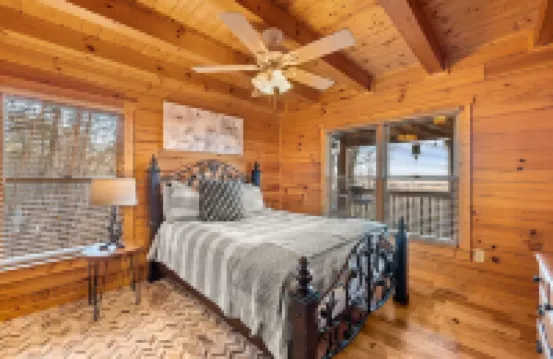 Above & Beyond - Cabin w/ Massive Views Near Helen