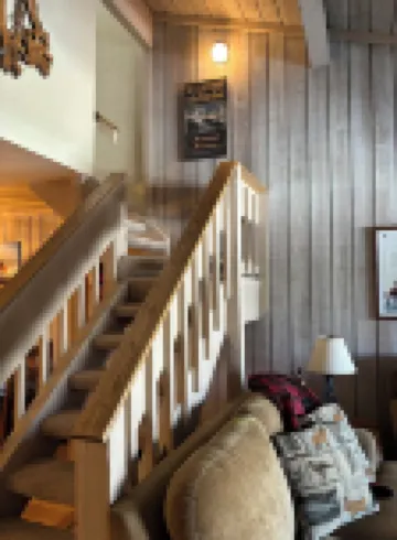 Charming 2-bedroom condo in delightful Mammoth Lakes with fitness room, WiFi