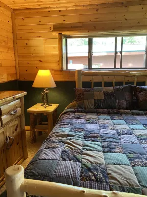 Echo Lake Retreat Relax & Play in the great northwoods! Pier, Utv, Snowmobile.