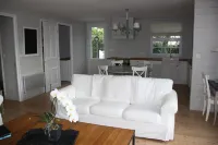 Luxury house in MORGAT with garden, close to the beach Hotel a Crozon