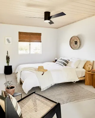 Casa Demesne + Container Pool + 10 Min to Joshua Tree National Park + Fire pit
