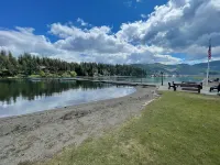 Waterview, 2Bd/2Ba, W/D, Full Kitchen, A/C, Deck, BBQ, Boat Slip, Firepit, Pets