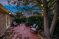 Hot Tub 4 Bedroom3 Bath,Pool table, Pool Hotels near Preston Shepard Place