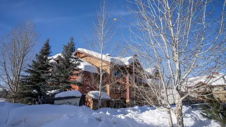 First Tracks 2br 2bath Steamboat Heaven