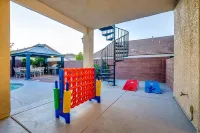 Vacation Ready 4 Bed/3 Bath with a Heated Pool & Spa