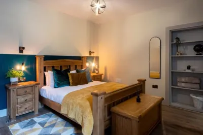 Station View, Dunblane Sleeps 2 Hotels near Atlantic Wall on Sheriffmuir