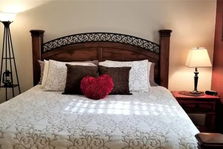 Downtown Alamosa 3 Bedroom 2 Bath Home