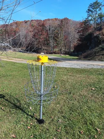 The Overlook Cabin near Grayson Highlands - Arcade & Theater