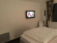 Seaside house 8 people, garden, 2 volcanoes and 4 bikes (2 with baby carrier) Internet