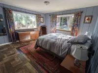 Sleeping Wolf Guest House
