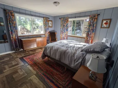 Sleeping Wolf Guest House