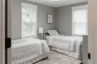 Completely Remodeled 2 Bed 2 Bath Home Close to Beaches and Wineries w/ 2 Patios