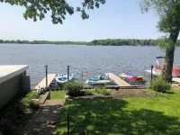 Lakefront home Wonder Lake IL - Close to Lake Geneva and Twin Lakes Wi