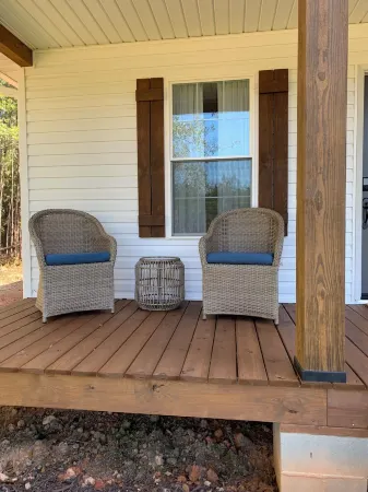 Affordable Luxury / Quiet / 2 min to Erskine College & The Renaissance